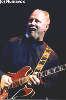 Kerry Livgren live (© Numavox)