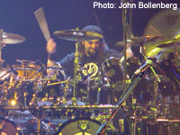 Mike Portnoy (&amp;amp;amp;copy; John Bollenberg)