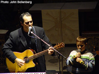 Neal Morse w/son live in Brugge, Belgium (photo: John Bollenberg)